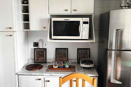 Apartamento à venda com 78m², 2 quartos e 1 vaga