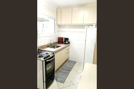 Casa à venda com 61m², 2 quartos e 1 vaga