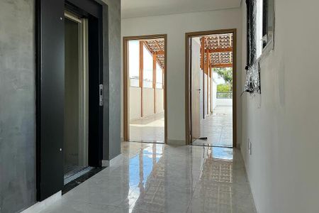 Apartamento à venda com 104m², 2 quartos e 1 vaga