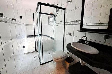 Casa à venda com 150m², 3 quartos e 2 vagas