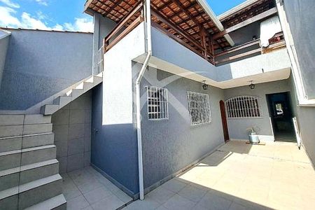 Casa à venda com 150m², 3 quartos e 2 vagas