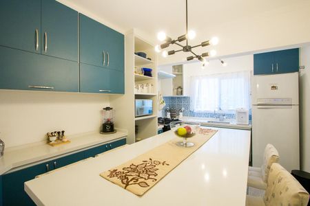 Apartamento à venda com 48m², 3 quartos e 2 vagasCozinha