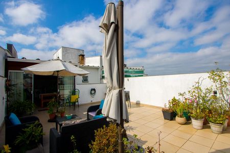 Apartamento à venda com 48m², 3 quartos e 2 vagasÁrea externa