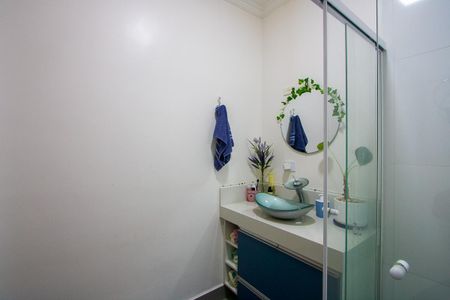 Apartamento à venda com 48m², 3 quartos e 2 vagasBanheiro social