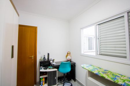 Apartamento à venda com 48m², 3 quartos e 2 vagasQuarto 2