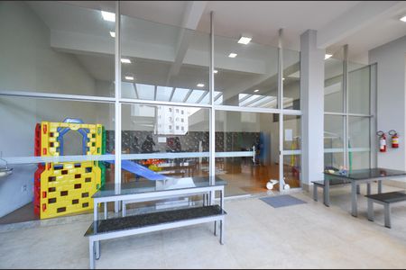 Apartamento à venda com 192m², 4 quartos e 3 vagas Apartamento à venda com 192m², 4 quartos e 3 vagasÁrea comum