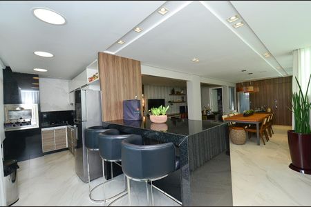 Apartamento à venda com 192m², 4 quartos e 3 vagas Apartamento à venda com 192m², 4 quartos e 3 vagasÁrea comum