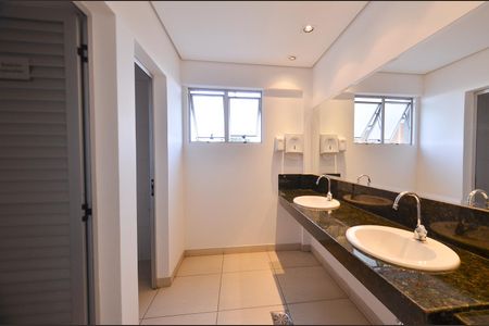 Apartamento à venda com 192m², 4 quartos e 3 vagas Apartamento à venda com 192m², 4 quartos e 3 vagasÁrea comum