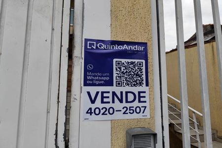 Casa à venda com 135m², 2 quartos e 4 vagas Casa à venda com 135m², 2 quartos e 4 vagasPlaca