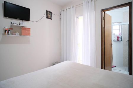 Casa à venda com 135m², 2 quartos e 4 vagasSuíte 2