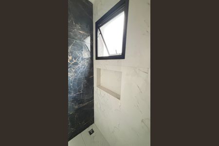 Casa à venda com 110m², 2 quartos e 2 vagas Casa à venda com 110m², 2 quartos e 2 vagasBanheiro da Suíte 2