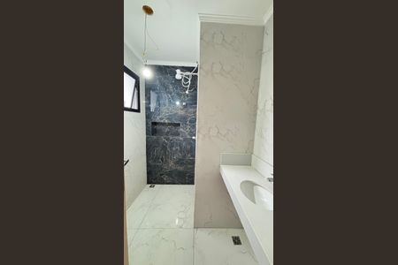 Casa à venda com 110m², 2 quartos e 2 vagas Casa à venda com 110m², 2 quartos e 2 vagasBanheiro da Suíte 1