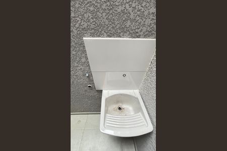 Casa à venda com 111m², 2 quartos e 2 vagas Casa à venda com 111m², 2 quartos e 2 vagasÁrea de Serviço