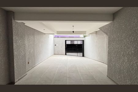 Casa à venda com 111m², 2 quartos e 2 vagas Casa à venda com 111m², 2 quartos e 2 vagasGaragem Garagem