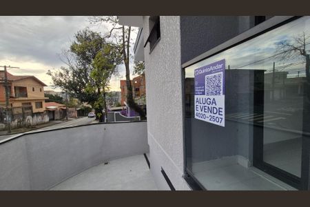 Casa à venda com 77m², 2 quartos e 2 vagas Casa à venda com 77m², 2 quartos e 2 vagasSacada Suíte 1
