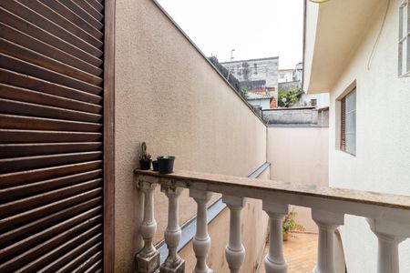Casa à venda com 270m², 3 quartos e 3 vagas Casa à venda com 270m², 3 quartos e 3 vagasVaranda do Quarto
