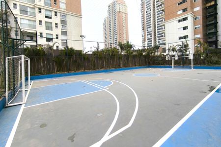 Apartamento à venda com 152m², 3 quartos e 2 vagas Apartamento à venda com 152m², 3 quartos e 2 vagasÁrea comum - Quadra