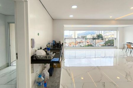 Apartamento à venda com 152m², 3 quartos e 2 vagas Apartamento à venda com 152m², 3 quartos e 2 vagasCozinha