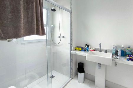 Apartamento à venda com 152m², 3 quartos e 2 vagas Apartamento à venda com 152m², 3 quartos e 2 vagasBanheiro da Suíte 1