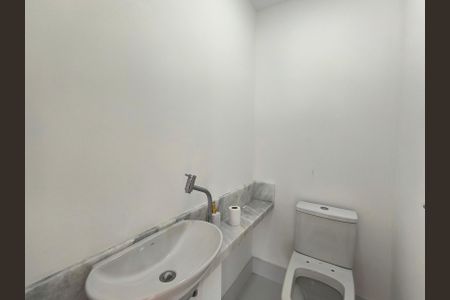 Apartamento à venda com 152m², 3 quartos e 2 vagas Apartamento à venda com 152m², 3 quartos e 2 vagasLavabo