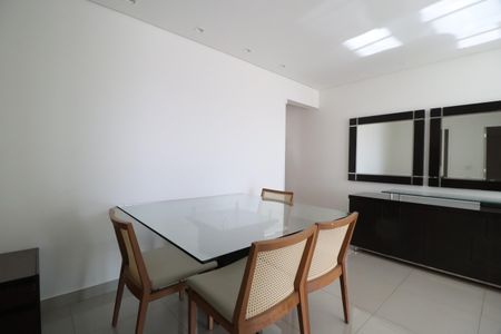 Apartamento para alugar com 110m², 3 quartos e 2 vagasSala