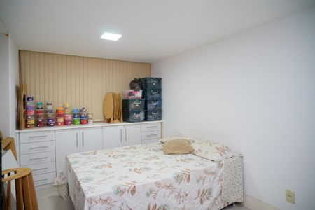 Casa à venda com 585m², 4 quartos e 3 vagas Casa à venda com 585m², 4 quartos e 3 vagasSuíte 4