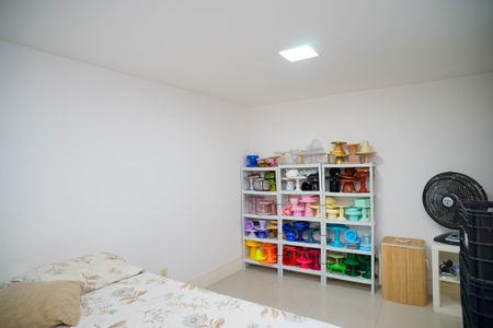 Casa à venda com 585m², 4 quartos e 3 vagas Casa à venda com 585m², 4 quartos e 3 vagasSuíte 4