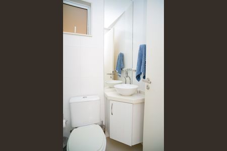 Casa à venda com 585m², 4 quartos e 3 vagas Casa à venda com 585m², 4 quartos e 3 vagasBanheiro da Suíte 3