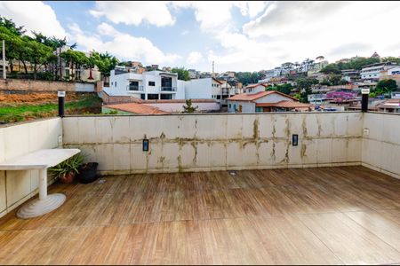 Apartamento à venda com 95m², 3 quartos e 1 vaga Apartamento à venda com 95m², 3 quartos e 1 vagaCobertura