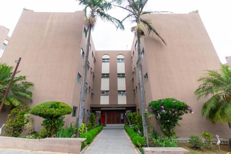 Apartamento à venda com 57m², 2 quartos e 1 vaga Apartamento à venda com 57m², 2 quartos e 1 vagaFachada