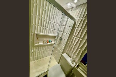 Apartamento à venda com 63m², 2 quartos e 1 vaga Apartamento à venda com 63m², 2 quartos e 1 vagaBanheiro Social
