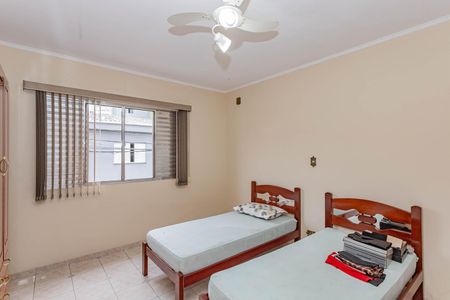 Casa à venda com 290m², 4 quartos e 3 vagasCasa- Quarto