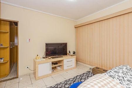 Casa à venda com 290m², 4 quartos e 3 vagasSala