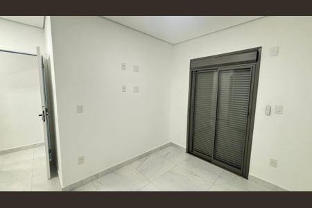 Apartamento à venda com 69m², 2 quartos e 1 vaga Apartamento à venda com 69m², 2 quartos e 1 vagaSuite