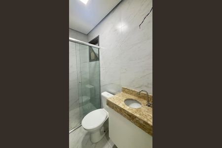 Apartamento à venda com 69m², 2 quartos e 1 vaga Apartamento à venda com 69m², 2 quartos e 1 vagaBanheiro da Suíte