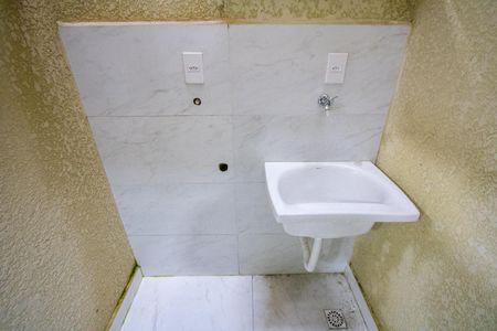 Apartamento à venda com 74m², 2 quartos e 1 vaga Apartamento à venda com 74m², 2 quartos e 1 vagaÁrea de serviço