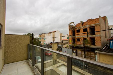 Apartamento à venda com 74m², 2 quartos e 1 vaga Apartamento à venda com 74m², 2 quartos e 1 vagaVaranda Suíte