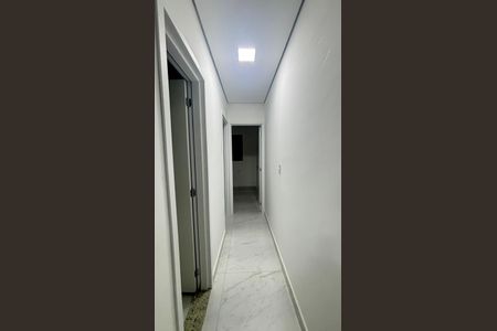 Apartamento à venda com 74m², 2 quartos e 1 vaga Apartamento à venda com 74m², 2 quartos e 1 vagaCorredor