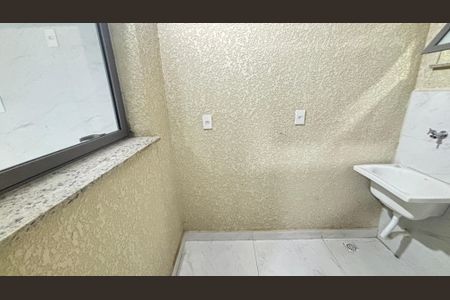 Apartamento à venda com 74m², 2 quartos e 1 vaga Apartamento à venda com 74m², 2 quartos e 1 vagaÁrea de Serviço