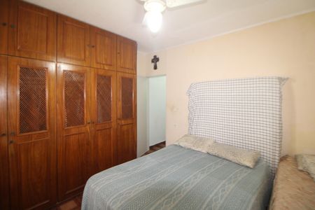 Casa à venda com 172m², 4 quartos e 2 vagasQuarto 3