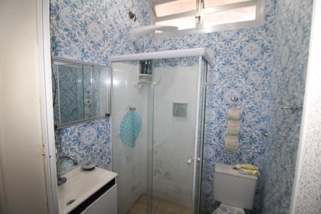 Casa à venda com 172m², 4 quartos e 2 vagasBanheiro 1