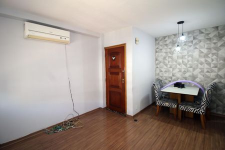 Apartamento à venda com 74m², 3 quartos e 2 vagasSala