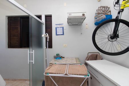 Casa à venda com 189m², 3 quartos e 2 vagas Casa à venda com 189m², 3 quartos e 2 vagasÁrea de Serviço