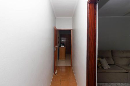 Casa à venda com 189m², 3 quartos e 2 vagas Casa à venda com 189m², 3 quartos e 2 vagasCorredor interno