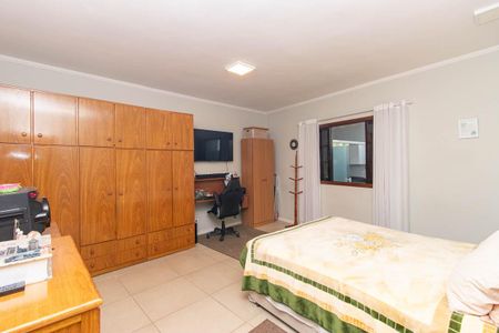 Casa à venda com 189m², 3 quartos e 2 vagas Casa à venda com 189m², 3 quartos e 2 vagasSuite