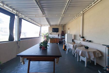 Casa à venda com 189m², 3 quartos e 2 vagas Casa à venda com 189m², 3 quartos e 2 vagasÁrea gourmet