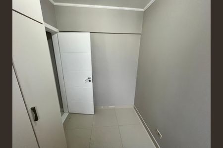Apartamento à venda com 387m², 5 quartos e 4 vagasQuarto de Serviço