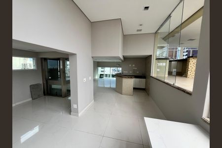 Apartamento à venda com 387m², 5 quartos e 4 vagasSala 2