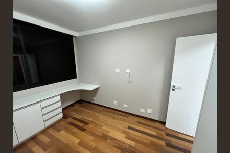 Apartamento à venda com 387m², 5 quartos e 4 vagasQuarto 1