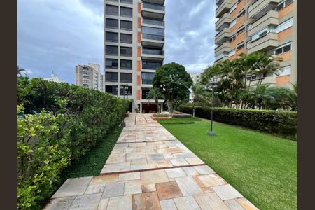 Apartamento à venda com 387m², 5 quartos e 4 vagasÁrea externa